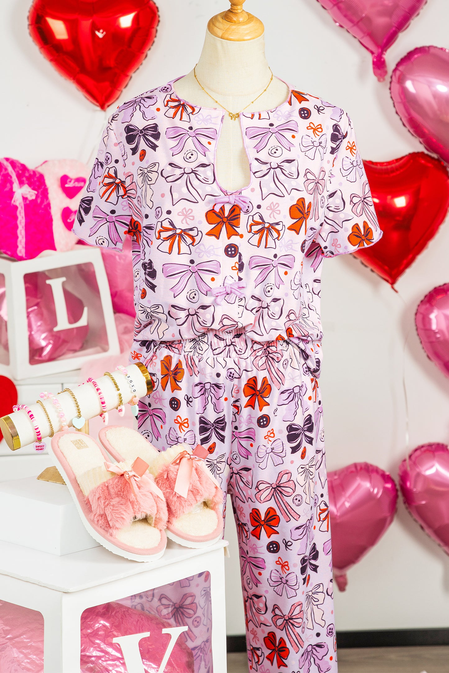 Pink Diverse Bows Buttons Printed Contrast Trim Short Sleeve Shirt Pajama Pant Set
