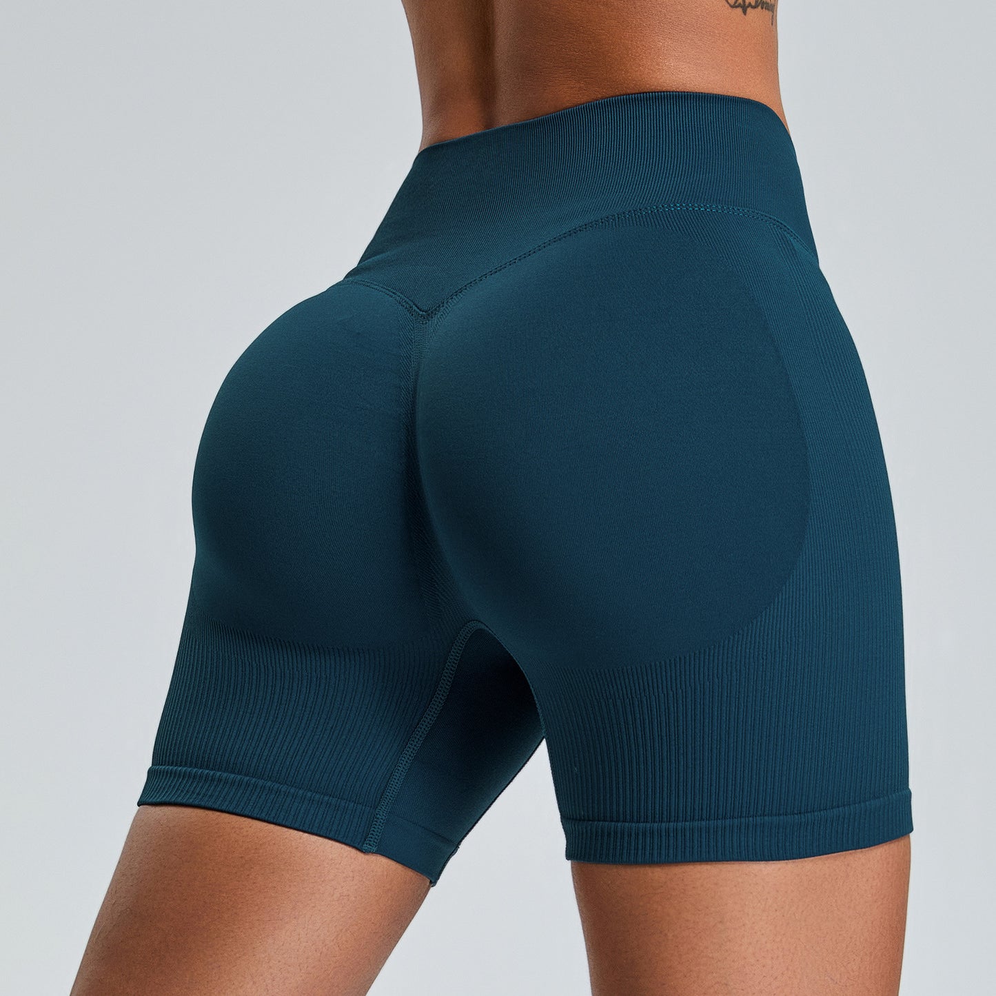 Quick-drying Seamless Yoga Shorts High Waist Hip Lift Three-point Sports Shorts